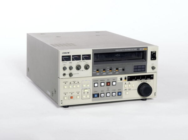 BVU-950P U-matic SP recorder with new upper drum option