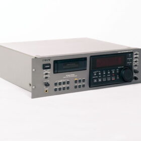 SONY PCM-R700