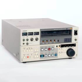 SONY BVU-900P U-matic player for High Band and SP tape