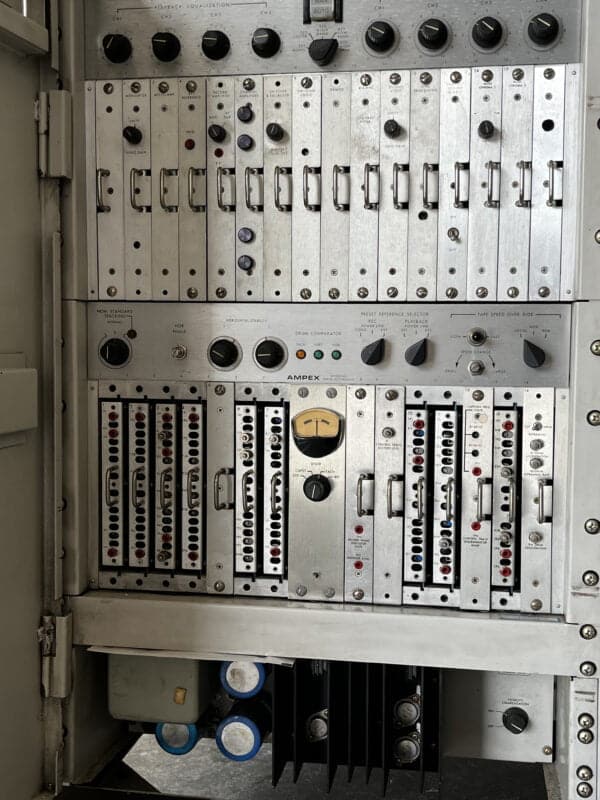 AMPEX VR-1200